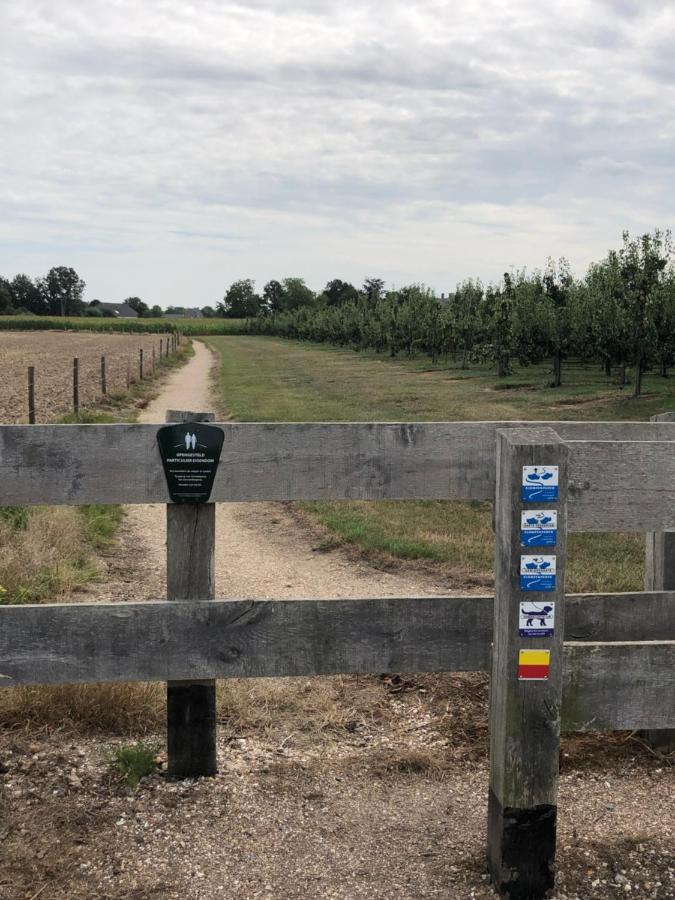 Gastenverblijf Op De Prins Hendrik Hoeve In Buren Buren  Екстериор снимка